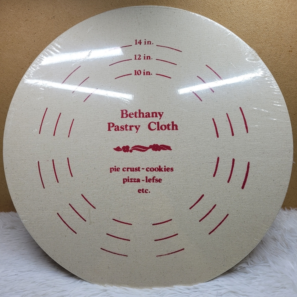 Bethany 19" Pastry Board & Cloth  NIP